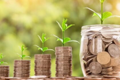 Comparing Retirement Savings Plans